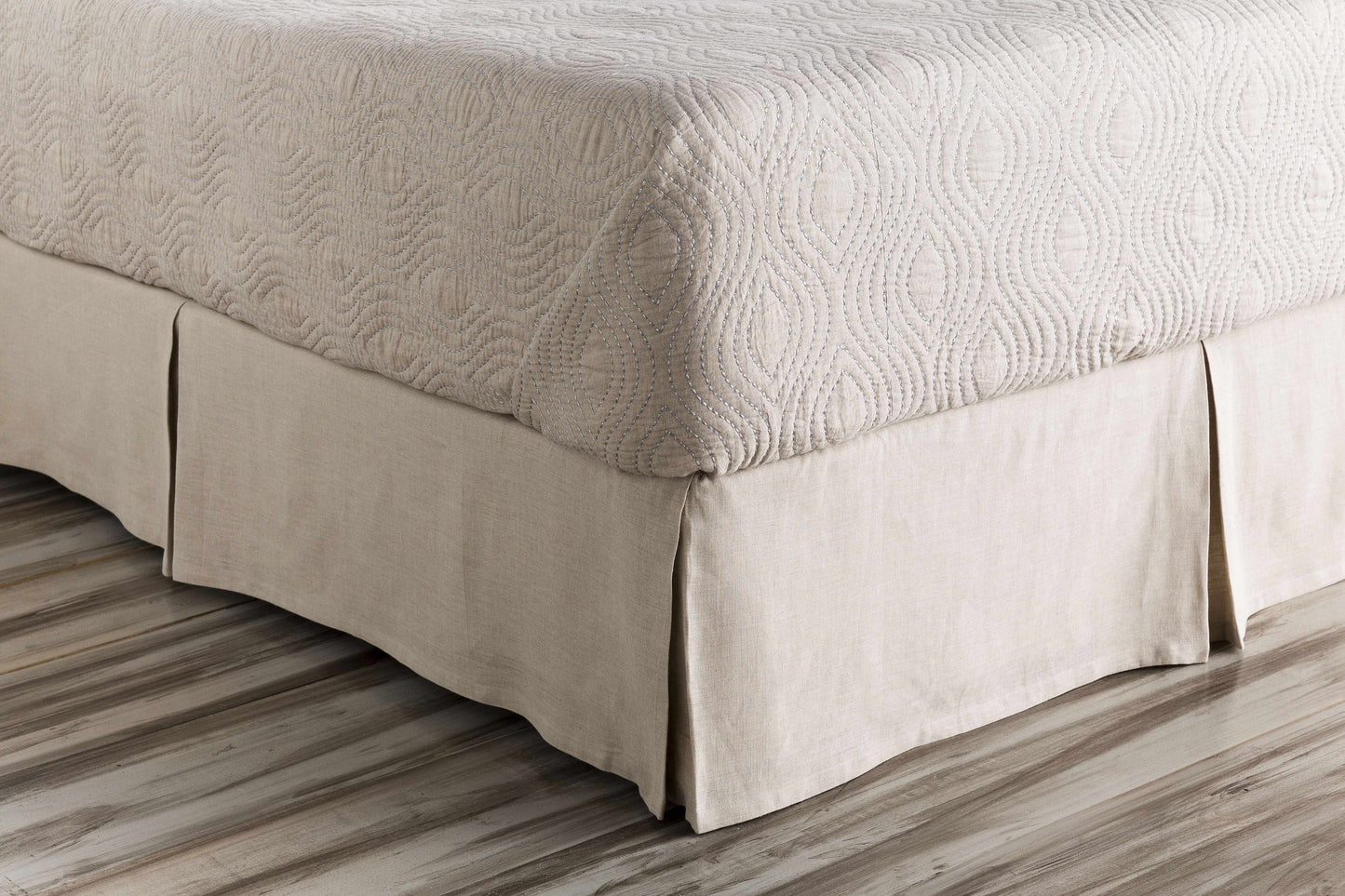 Zabok Light Gray Bedding